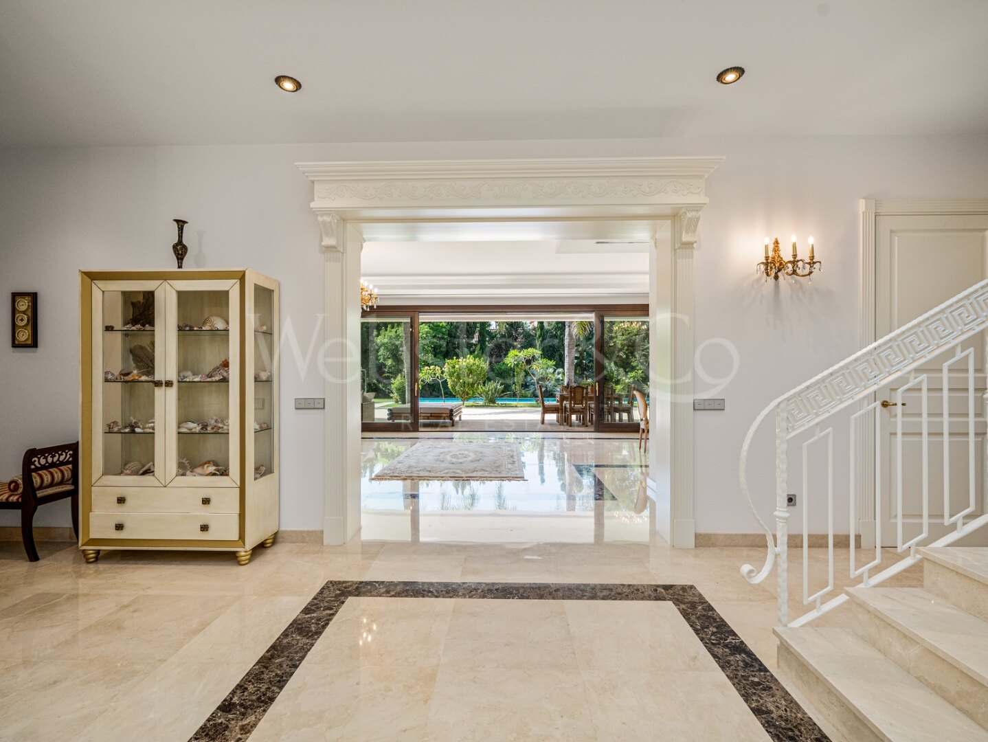 Maison Belle Mer - Timeless Beachside Home, Casasola