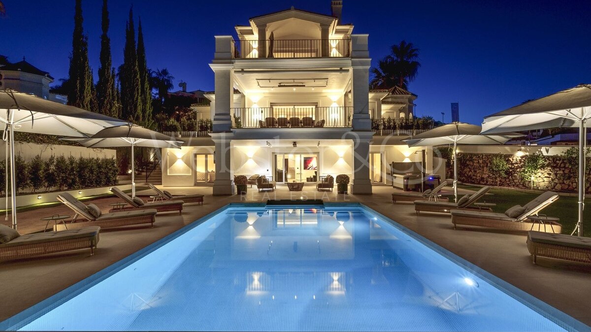 Villa Raffinato - Refined Home in Nueva Andalucia