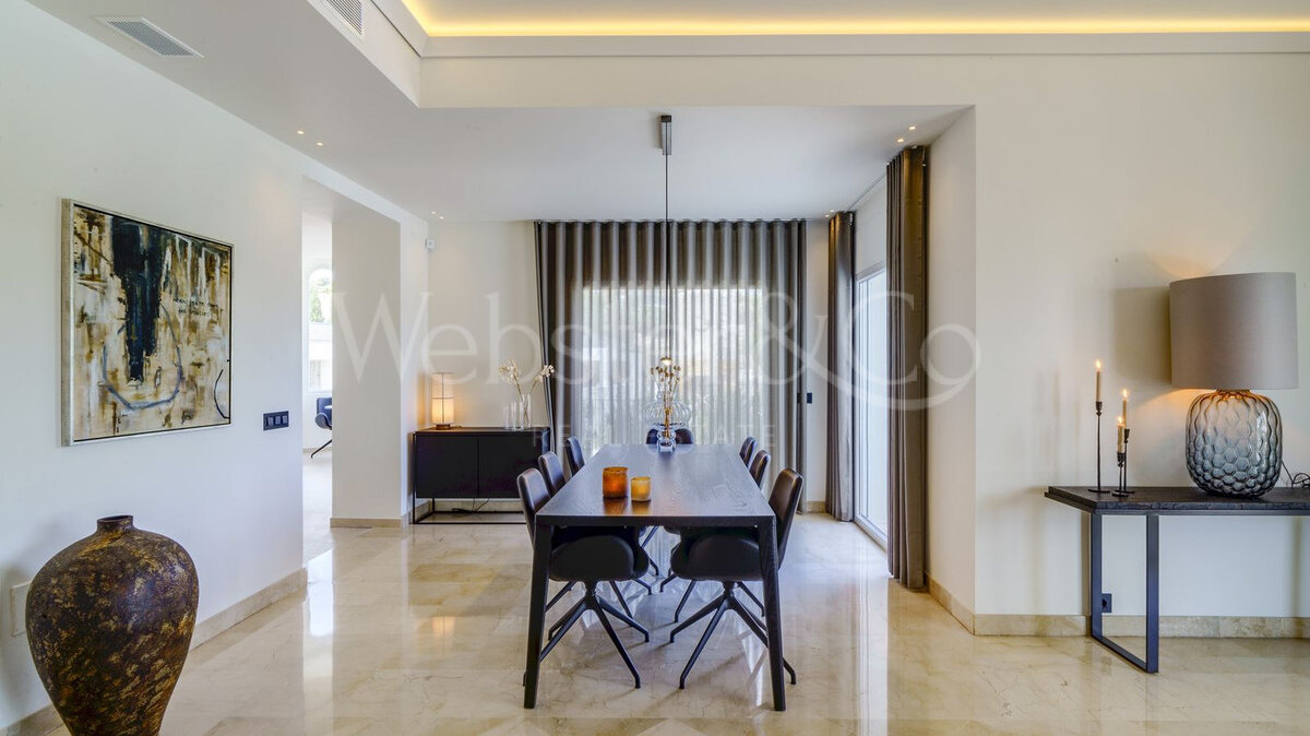 Villa Raffinato - Refined Home in Nueva Andalucia