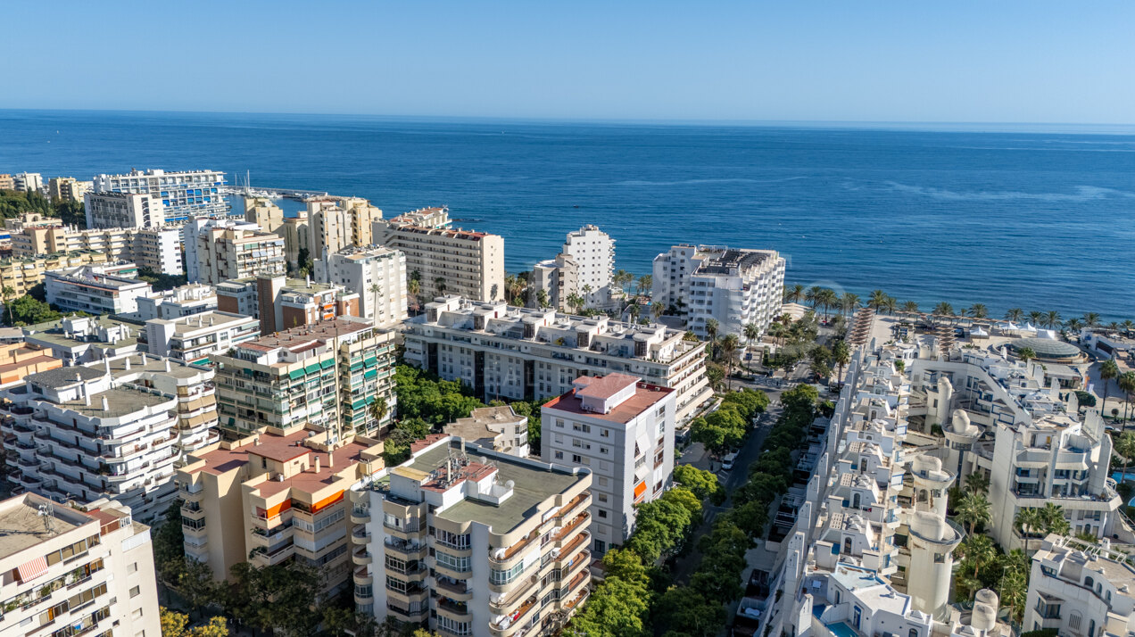 Penthouse Marítimo - Refurbished Home in Marbella