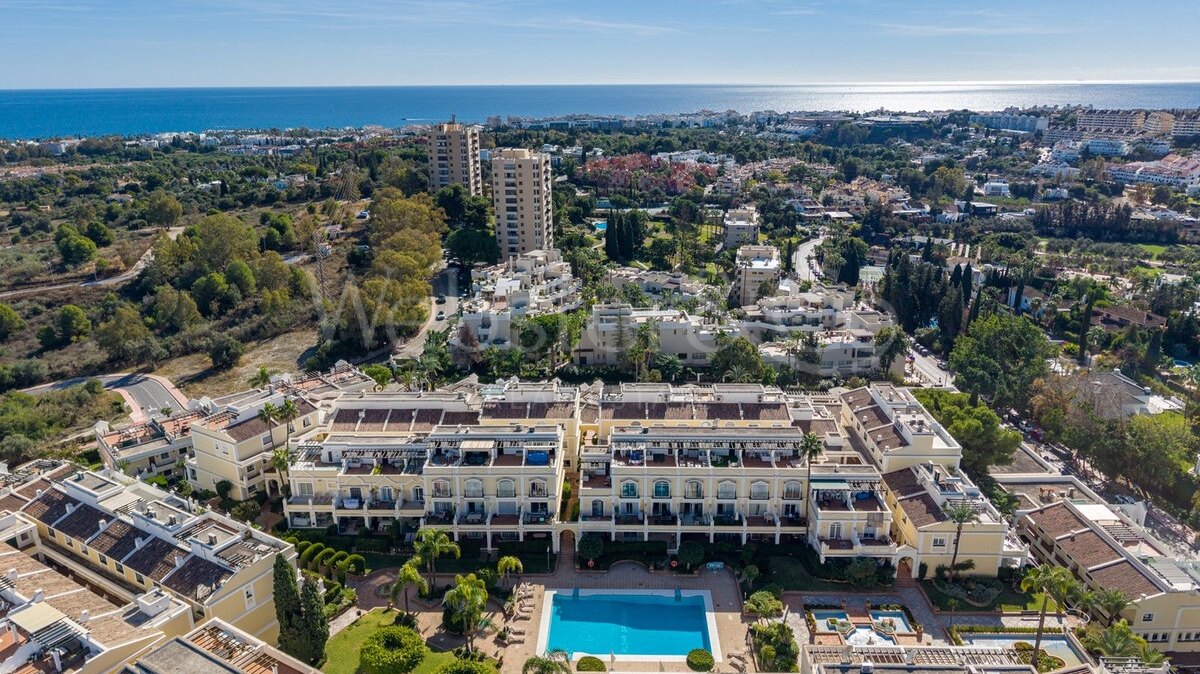 Townhouse Geranium - Renovated Luxury in Aloha