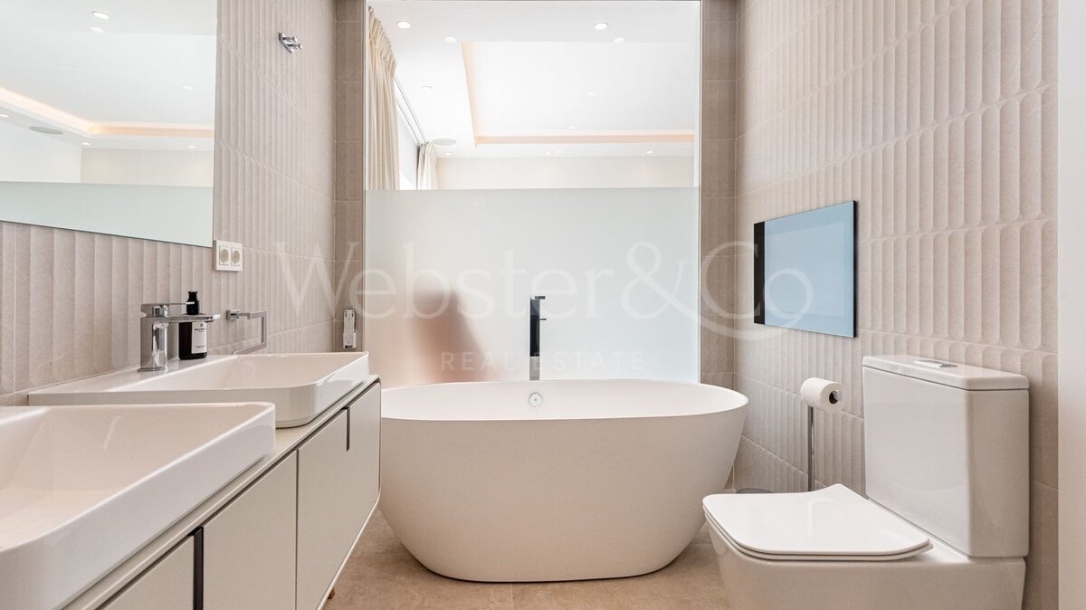 Townhouse Geranium - Renovated Luxury in Aloha