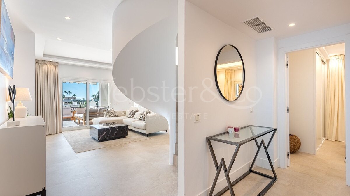 Townhouse Geranium - Renovated Luxury in Aloha