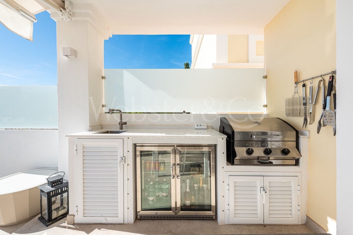 Townhouse Geranium - Renovated Luxury in Aloha