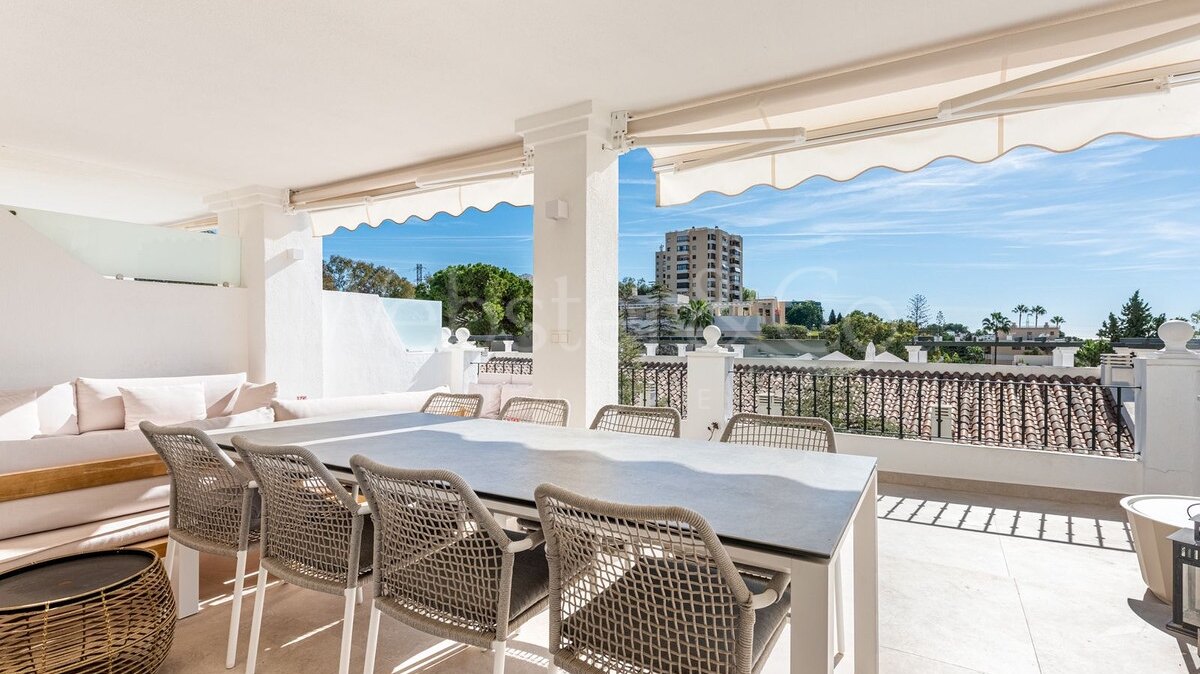 Townhouse Geranium - Renovated Luxury in Aloha