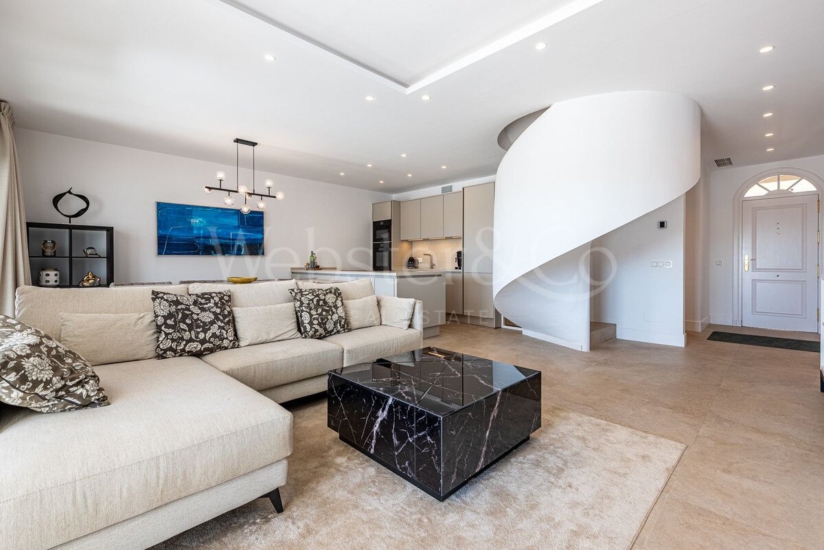 Townhouse Geranium - Renovated Luxury in Aloha