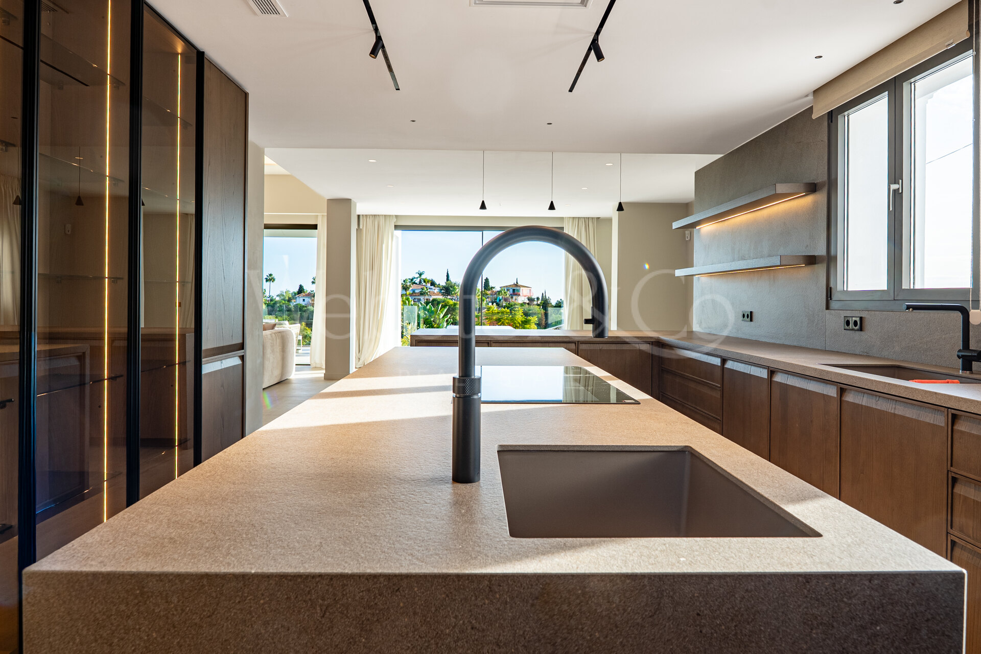 Villa Caluna - Refurbished Luxury Home, El Rosario