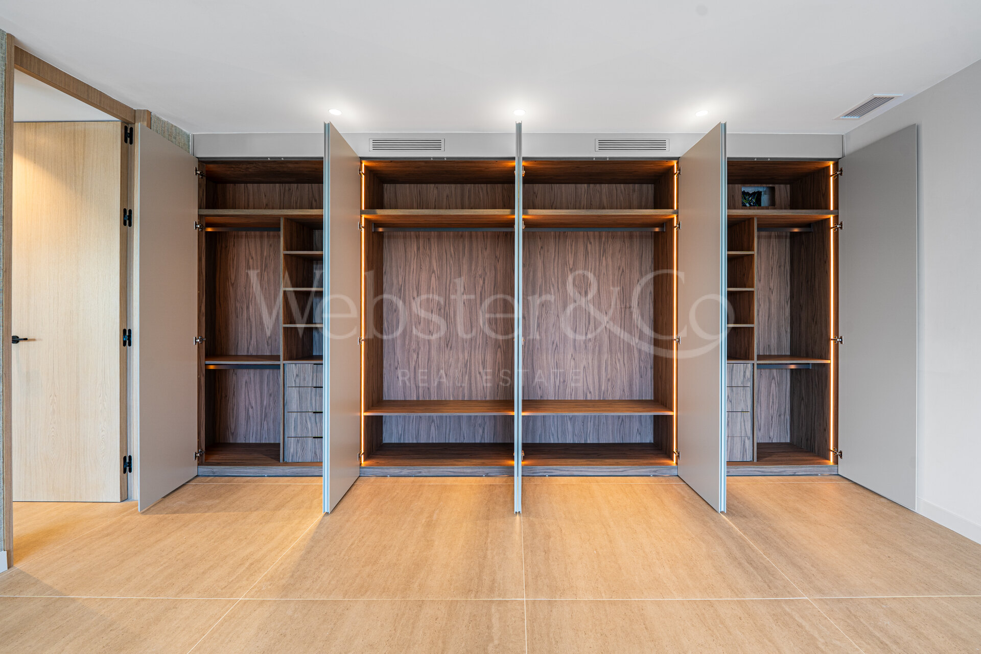 Villa Caluna - Refurbished Luxury Home, El Rosario