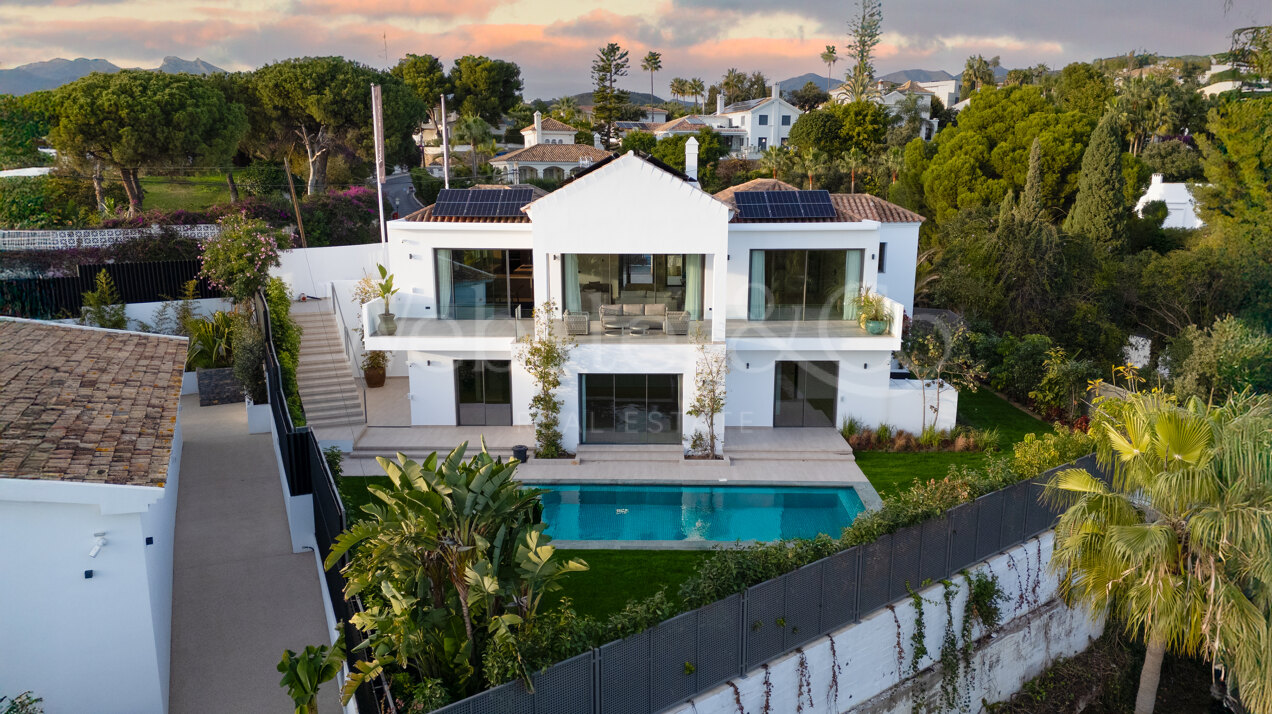 Villa Caluna - Refurbished Luxury Home, El Rosario