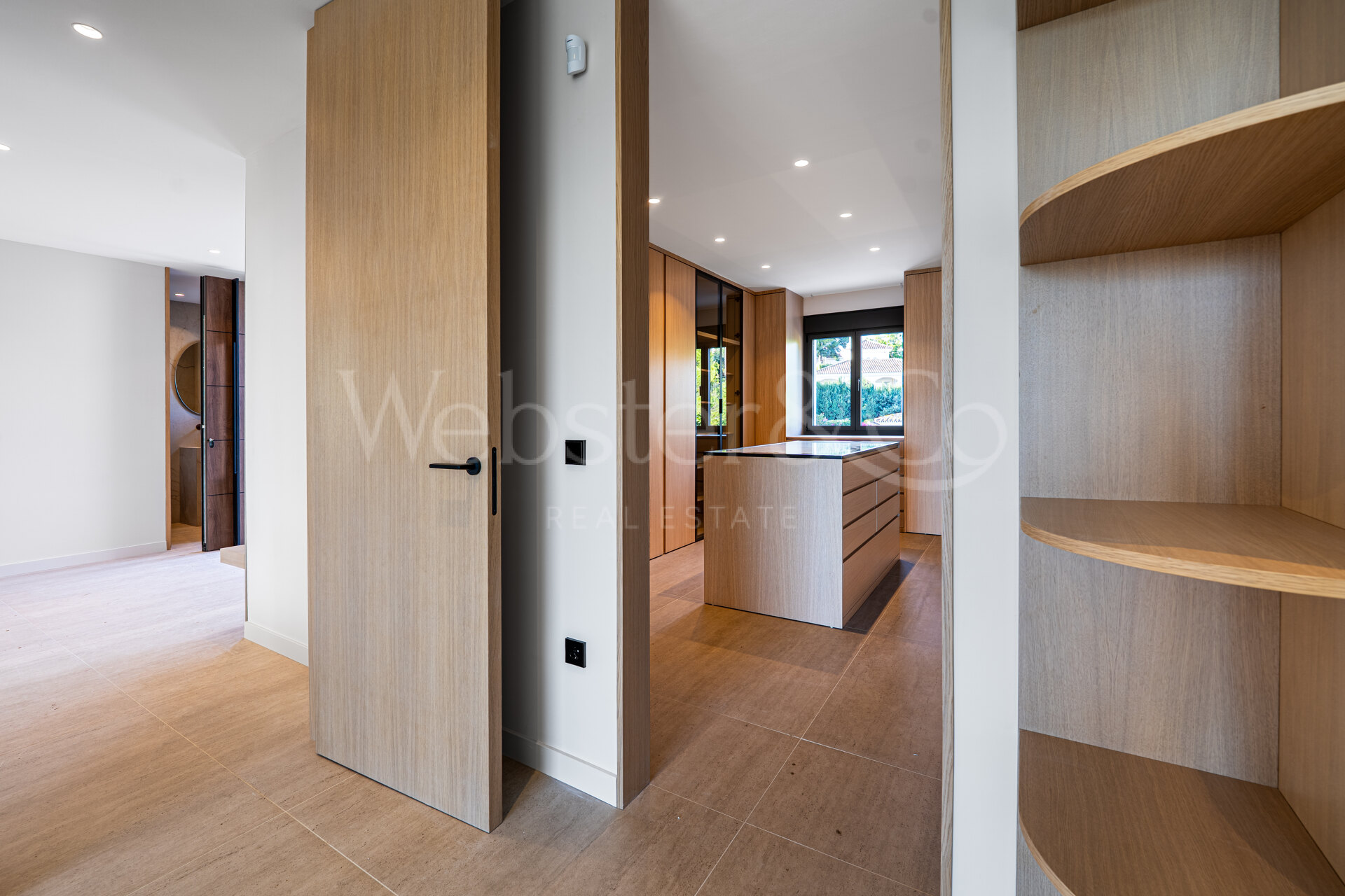 Villa Caluna - Refurbished Luxury Home, El Rosario