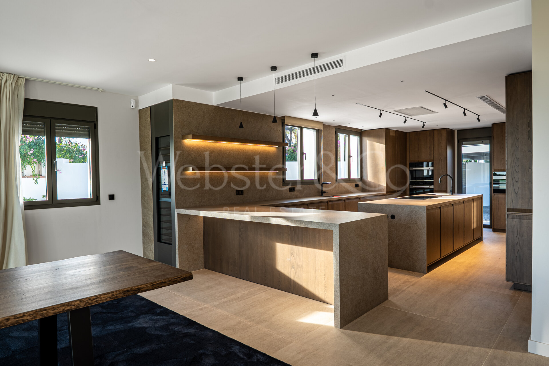 Villa Caluna - Refurbished Luxury Home, El Rosario