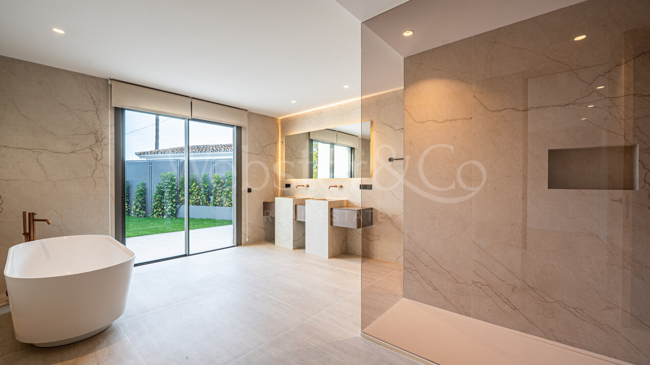 Villa Caluna - Refurbished Luxury Home, El Rosario