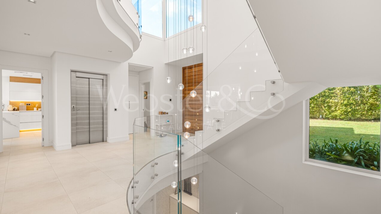 Villa Benvano – Exquisite Home in Los Flamingos