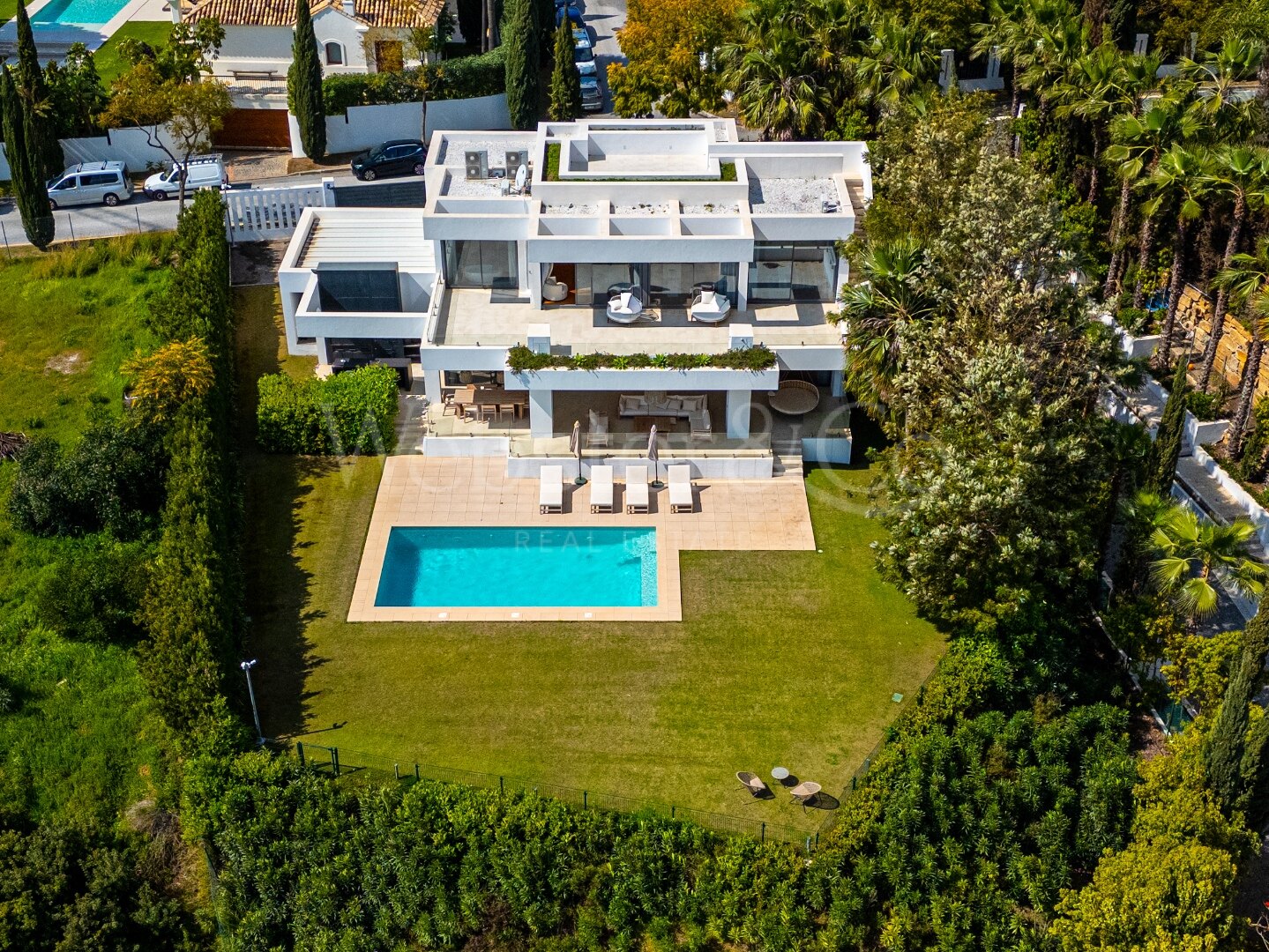Villa Benvano – Exquisite Home in Los Flamingos