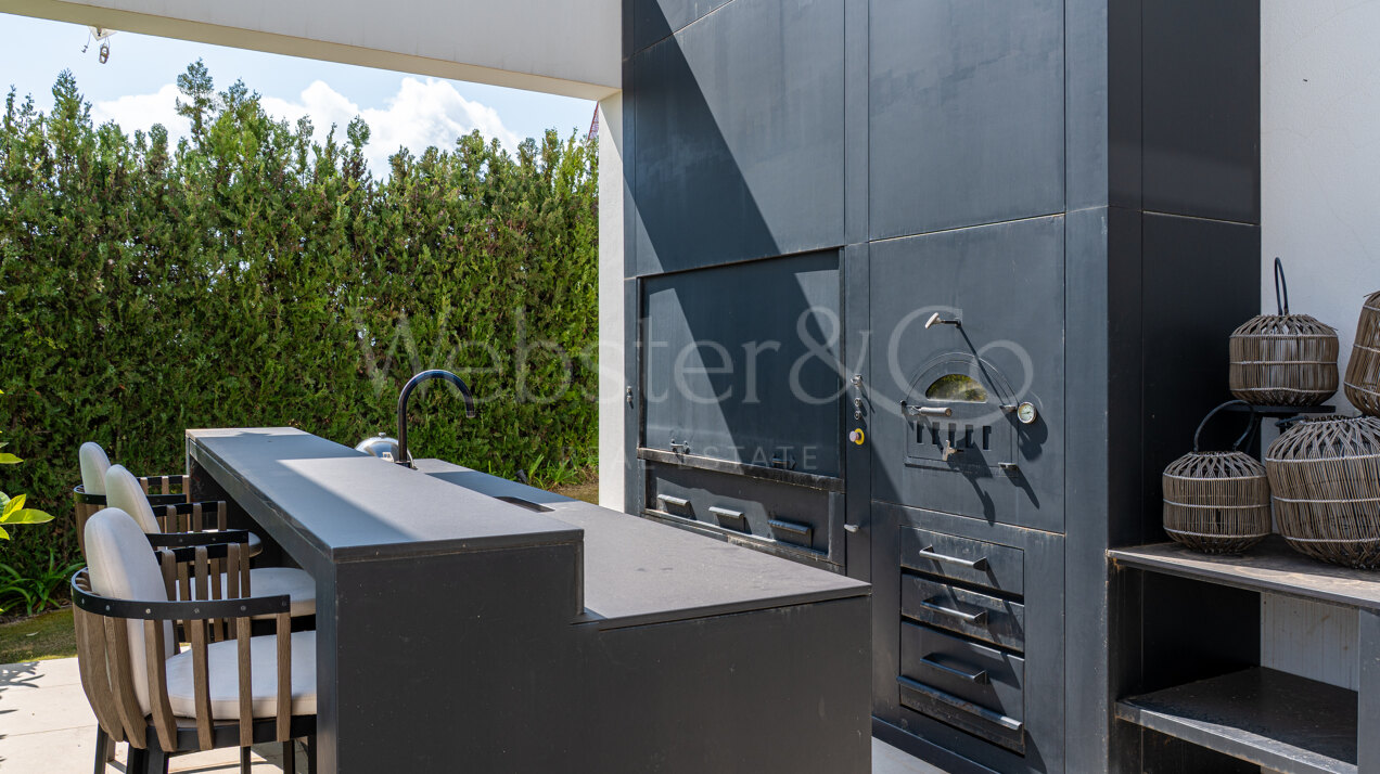 Villa Benvano – Exquisite Home in Los Flamingos