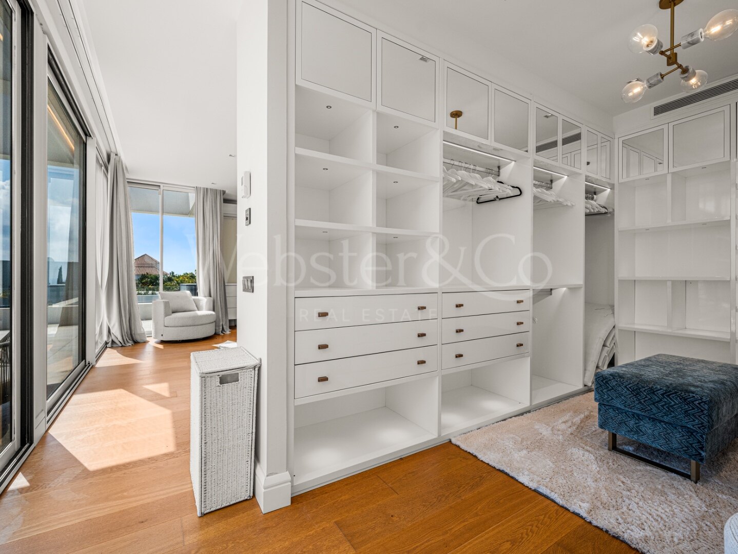 Villa Benvano – Exquisite Home in Los Flamingos