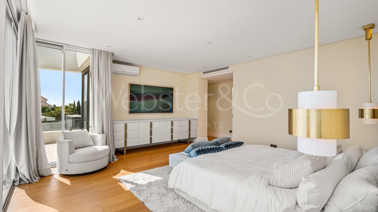 Villa Benvano – Exquisite Home in Los Flamingos