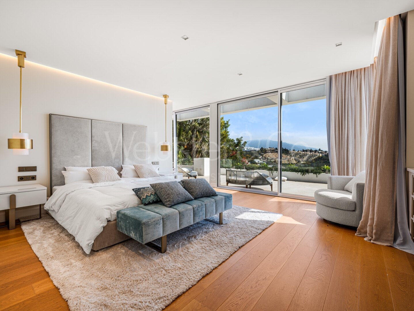 Villa Benvano – Exquisite Home in Los Flamingos