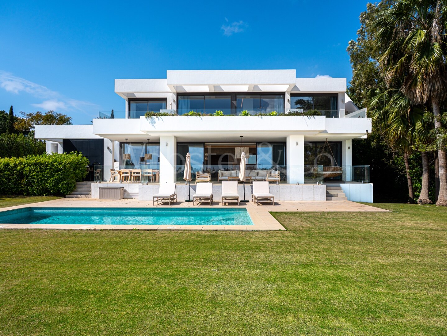 Villa Benvano – Exquisite Home in Los Flamingos