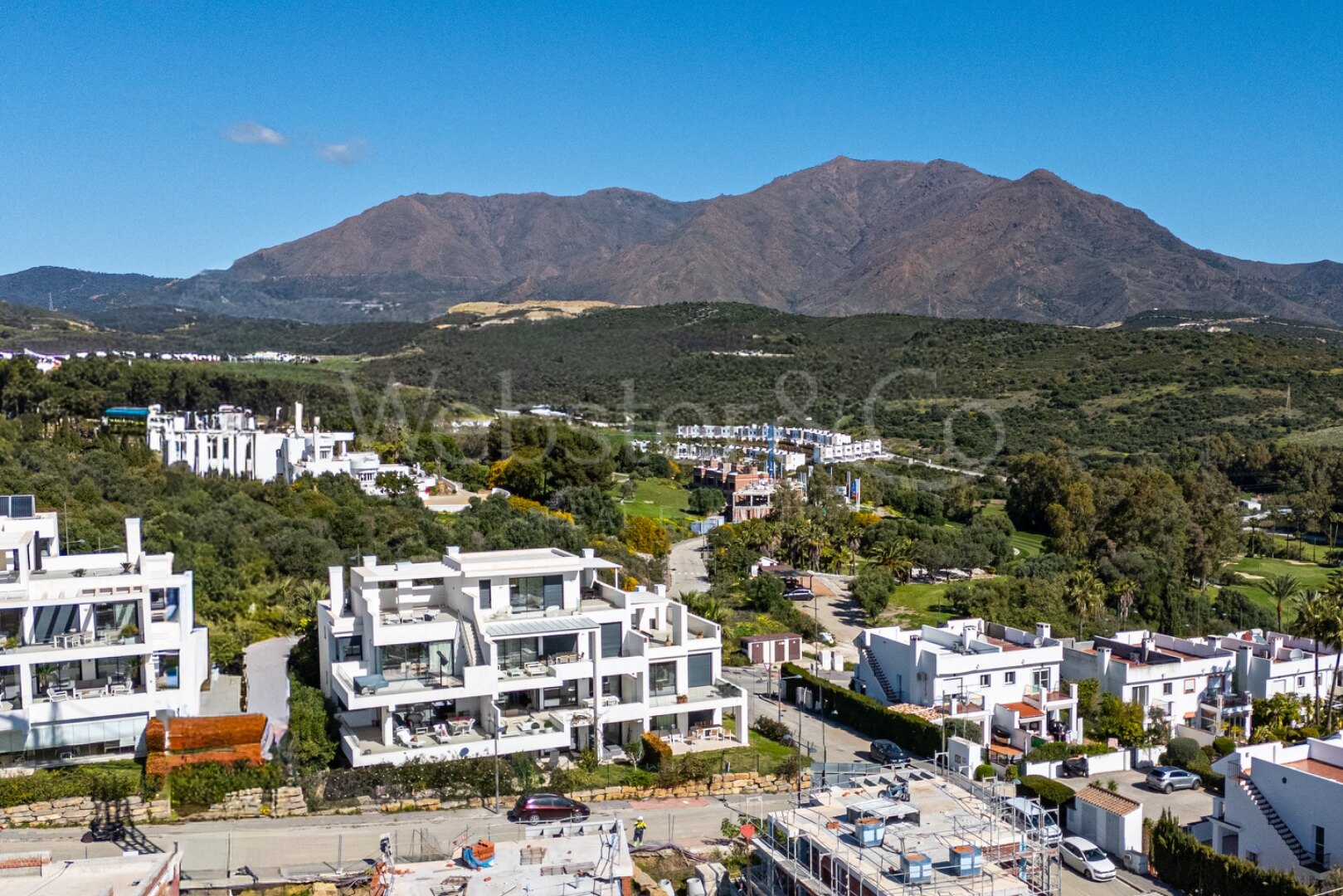 Apartment Vaquero - Golf Front Luxury in Estepona