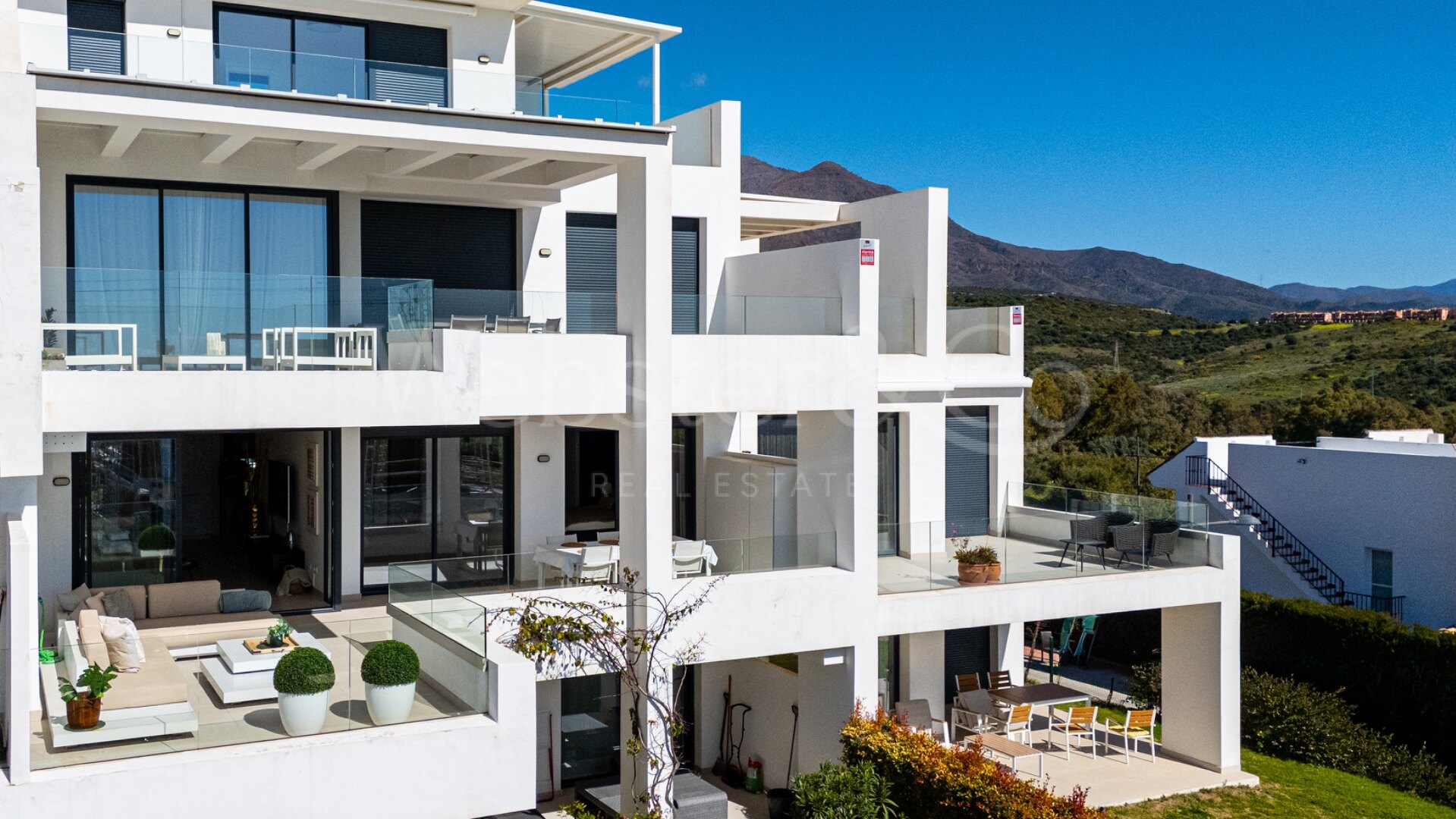 Apartment Vaquero - Golf Front Luxury in Estepona