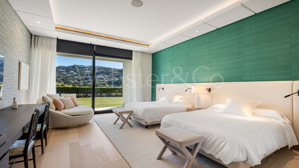 Villa Capriccio - Frontline Golf Villa in La Zagaleta