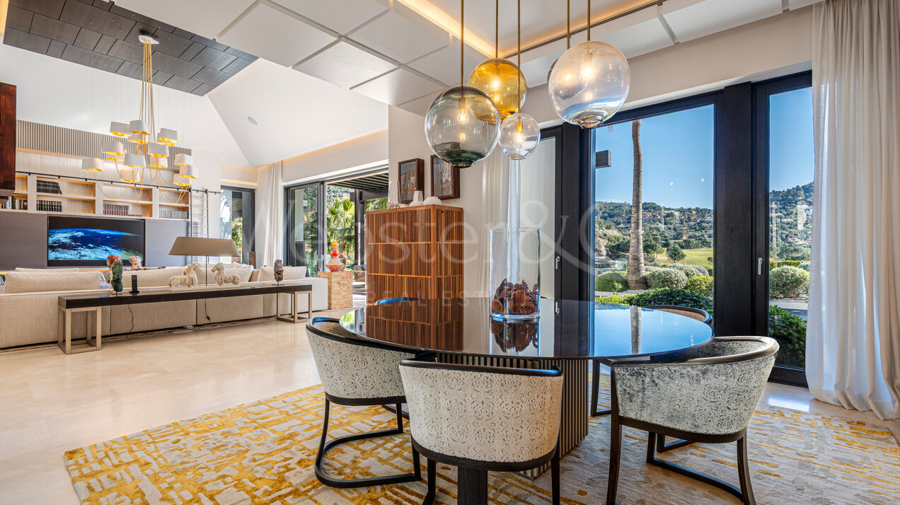 Villa Capriccio - Frontline Golf Villa in La Zagaleta