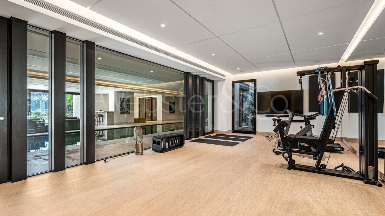 Villa Capriccio - Frontline Golf Villa in La Zagaleta