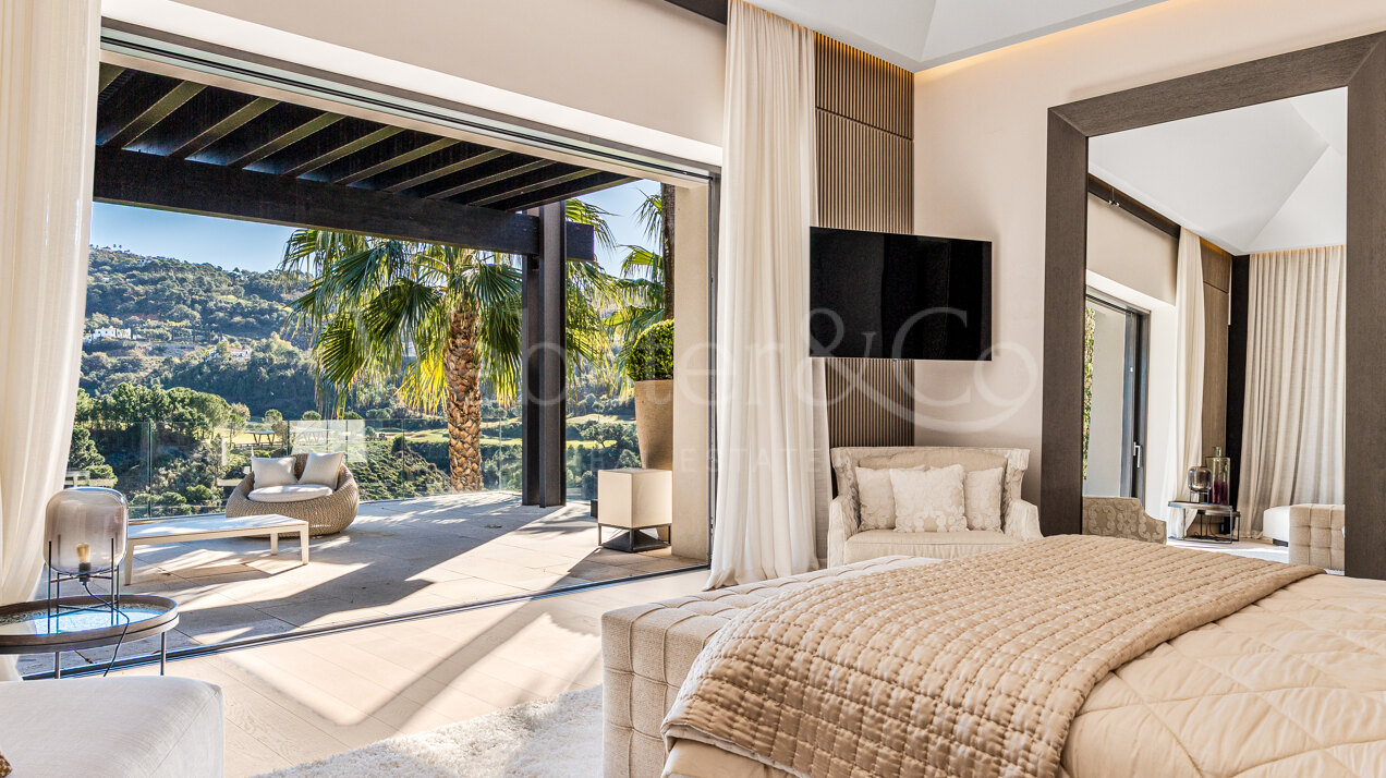 Villa Capriccio - Frontline Golf Villa in La Zagaleta