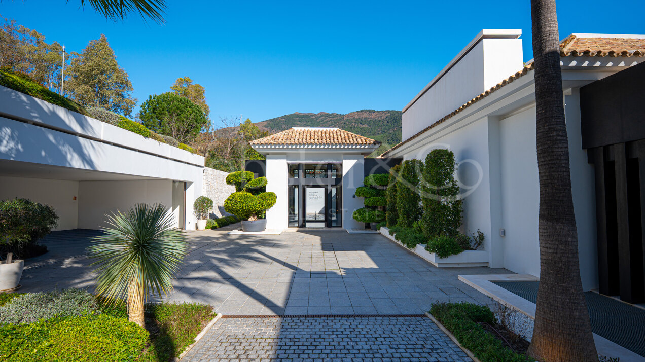 Villa Capriccio - Frontline Golf Villa in La Zagaleta