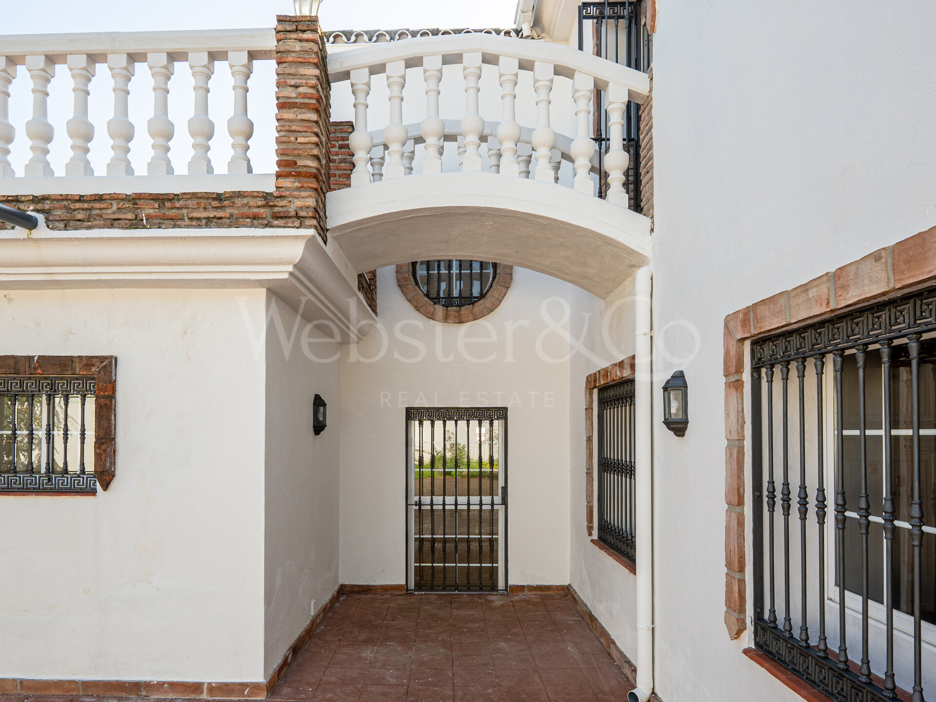 Villa Monte Luz - Golf Side Home, Nueva Andalucía