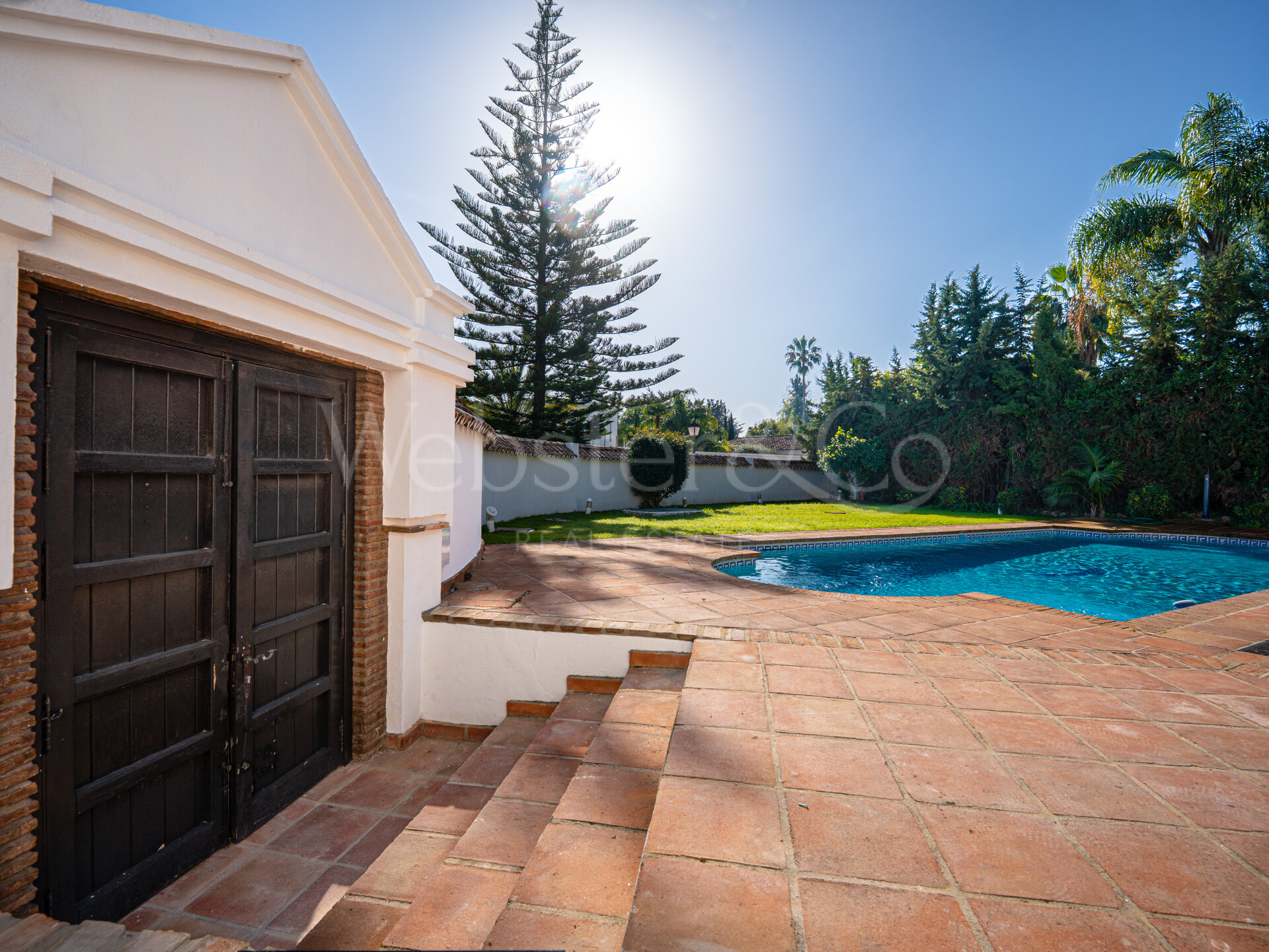 Villa Monte Luz - Golf Side Home, Nueva Andalucía
