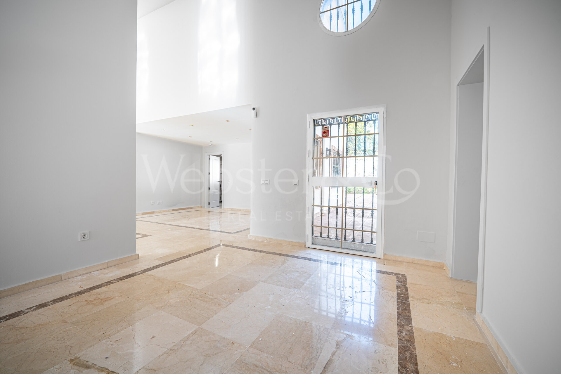 Villa Monte Luz - Golf Side Home, Nueva Andalucía