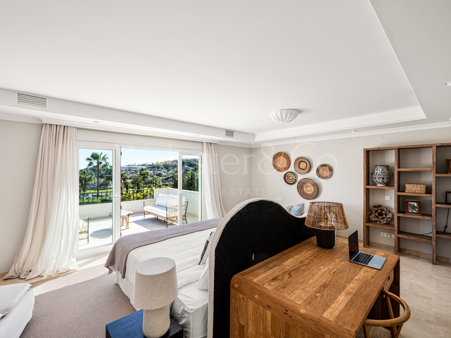 Villa Valora - Golf Front Luxury in Nueva Andalucia