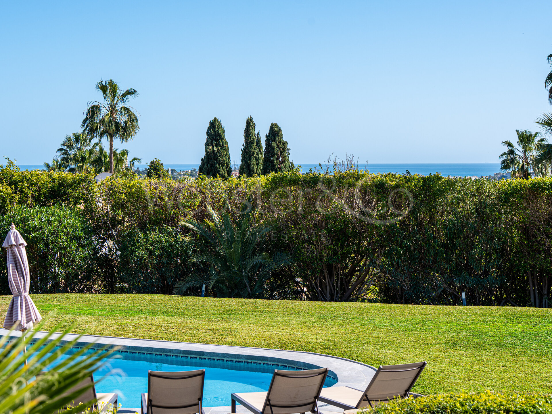 Villa Valora - Golf Front Luxury in Nueva Andalucia