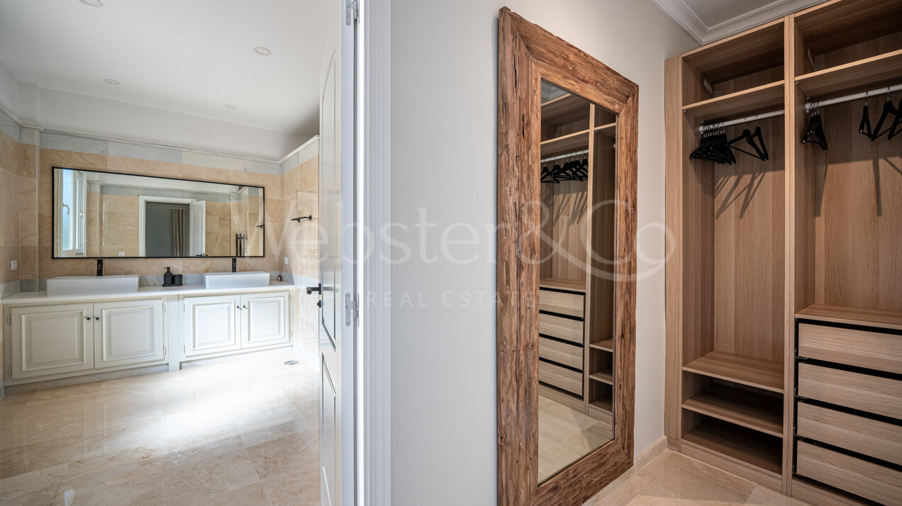 Villa Valora - Golf Front Luxury in Nueva Andalucia