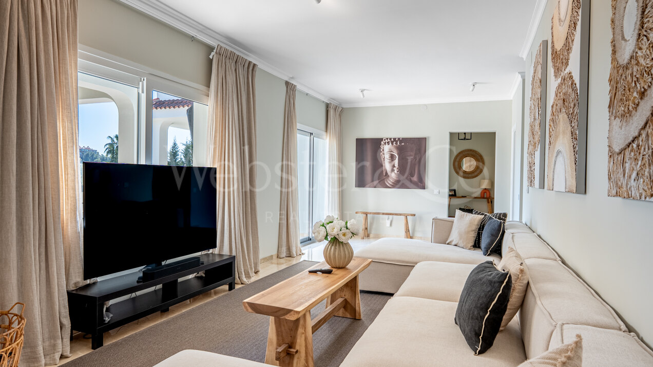 Villa Valora - Golf Front Luxury in Nueva Andalucia