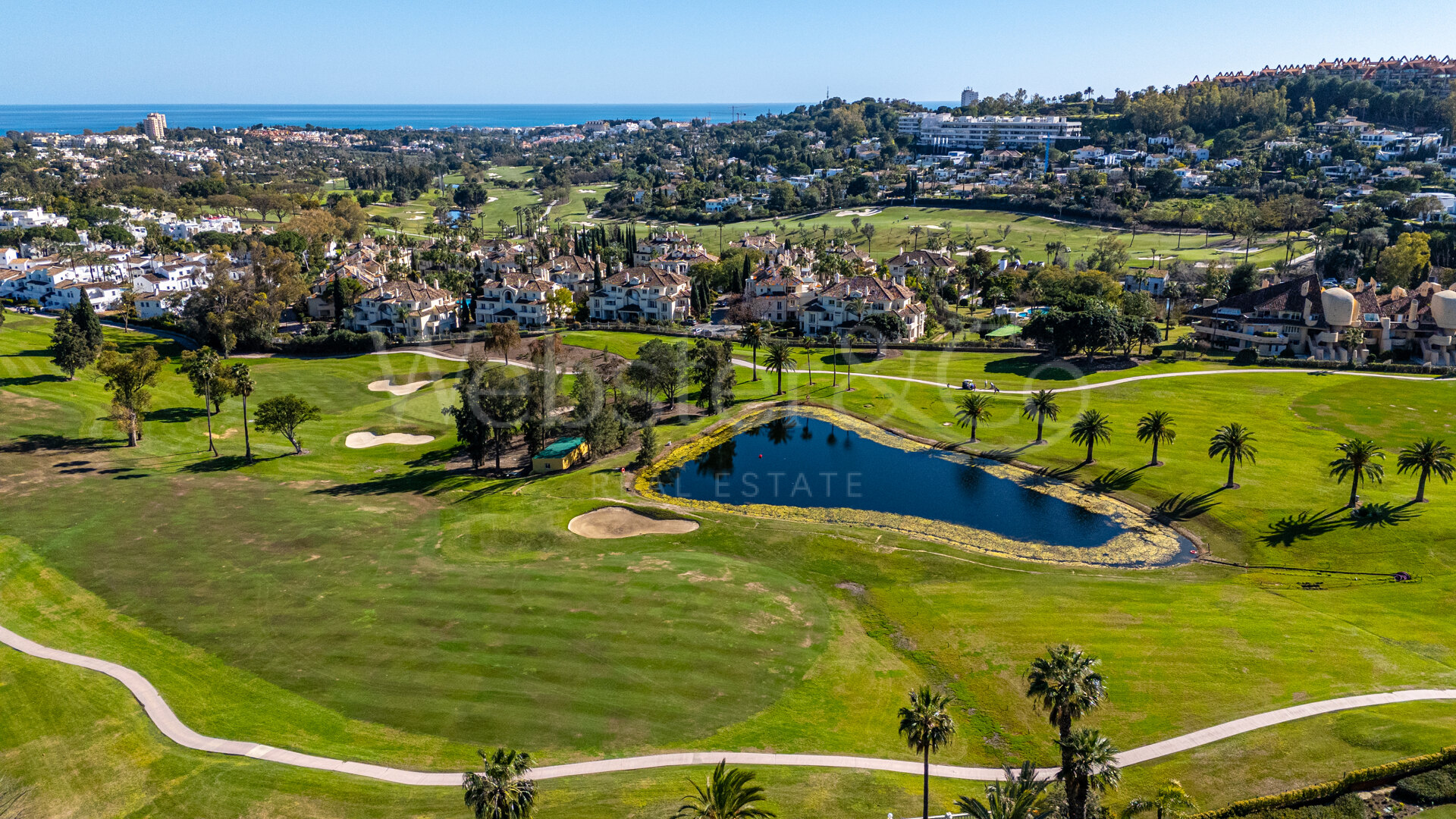 Villa Valora - Golf Front Luxury in Nueva Andalucia