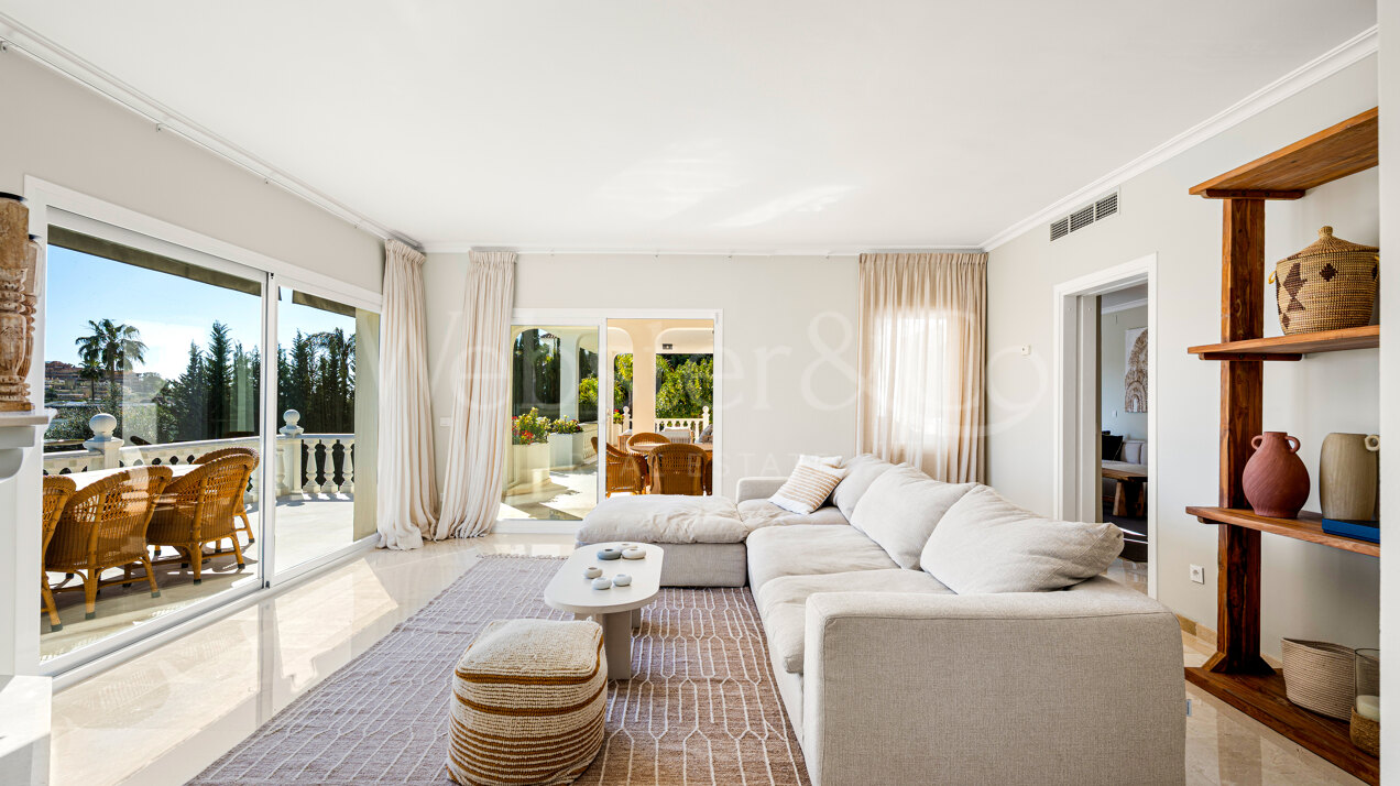 Villa Valora - Golf Front Luxury in Nueva Andalucia