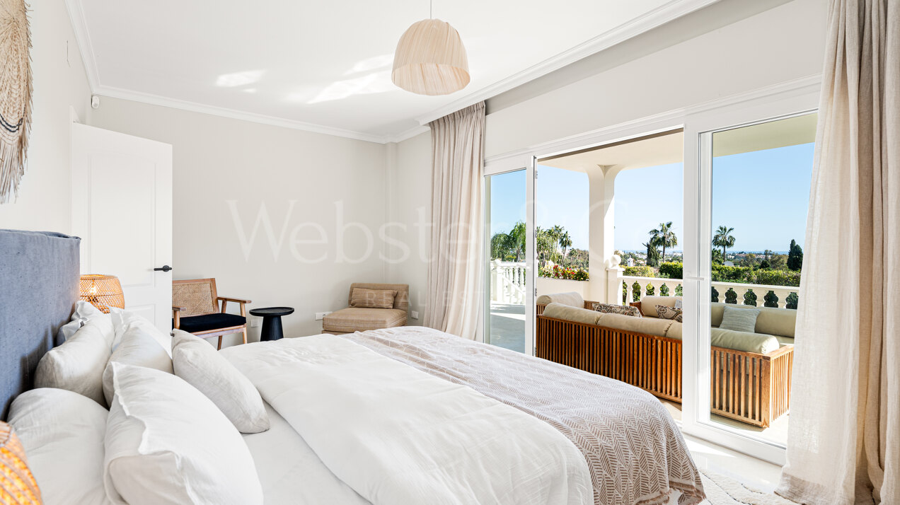 Villa Valora - Golf Front Luxury in Nueva Andalucia