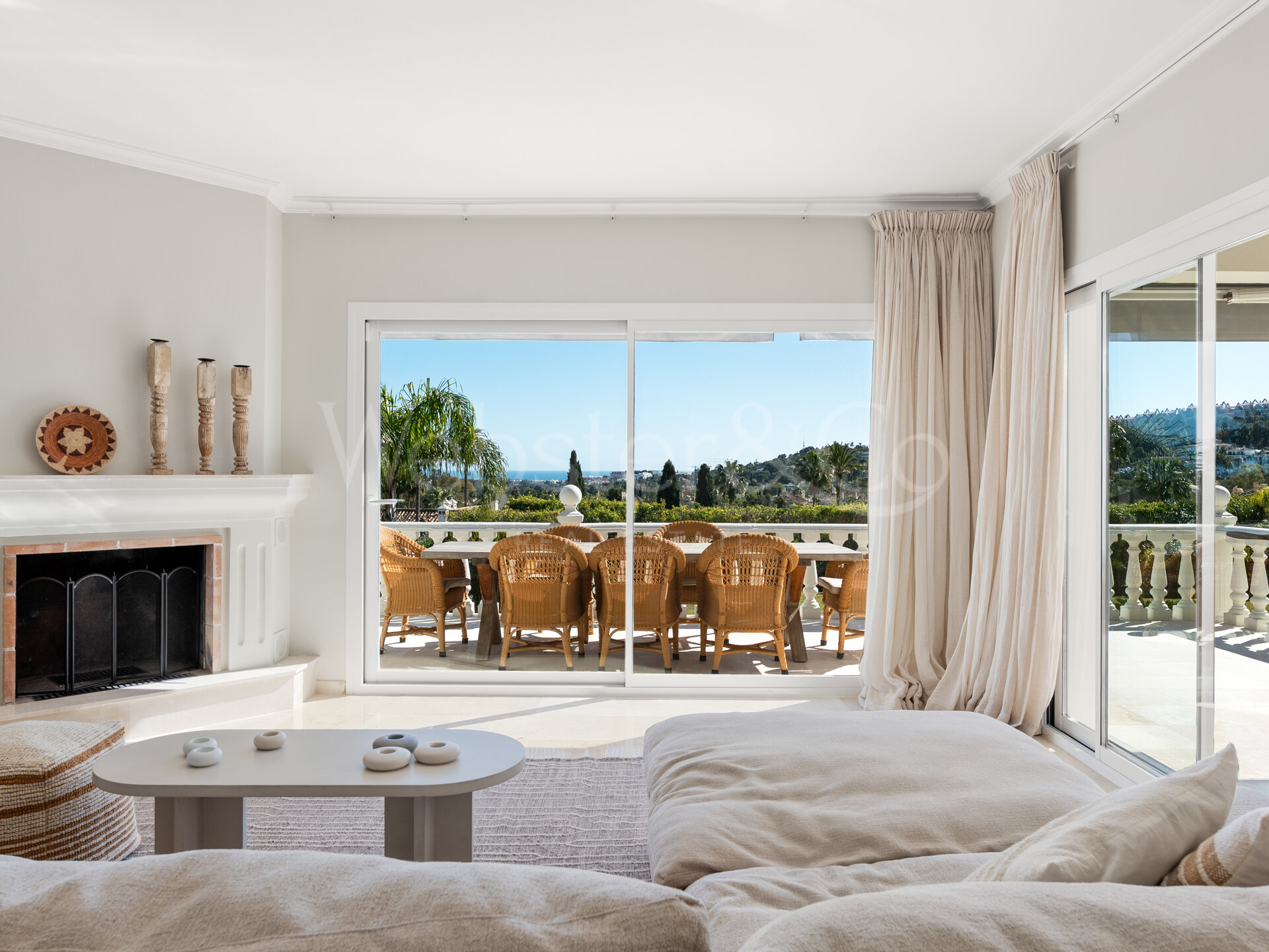 Villa Valora - Golf Front Luxury in Nueva Andalucia