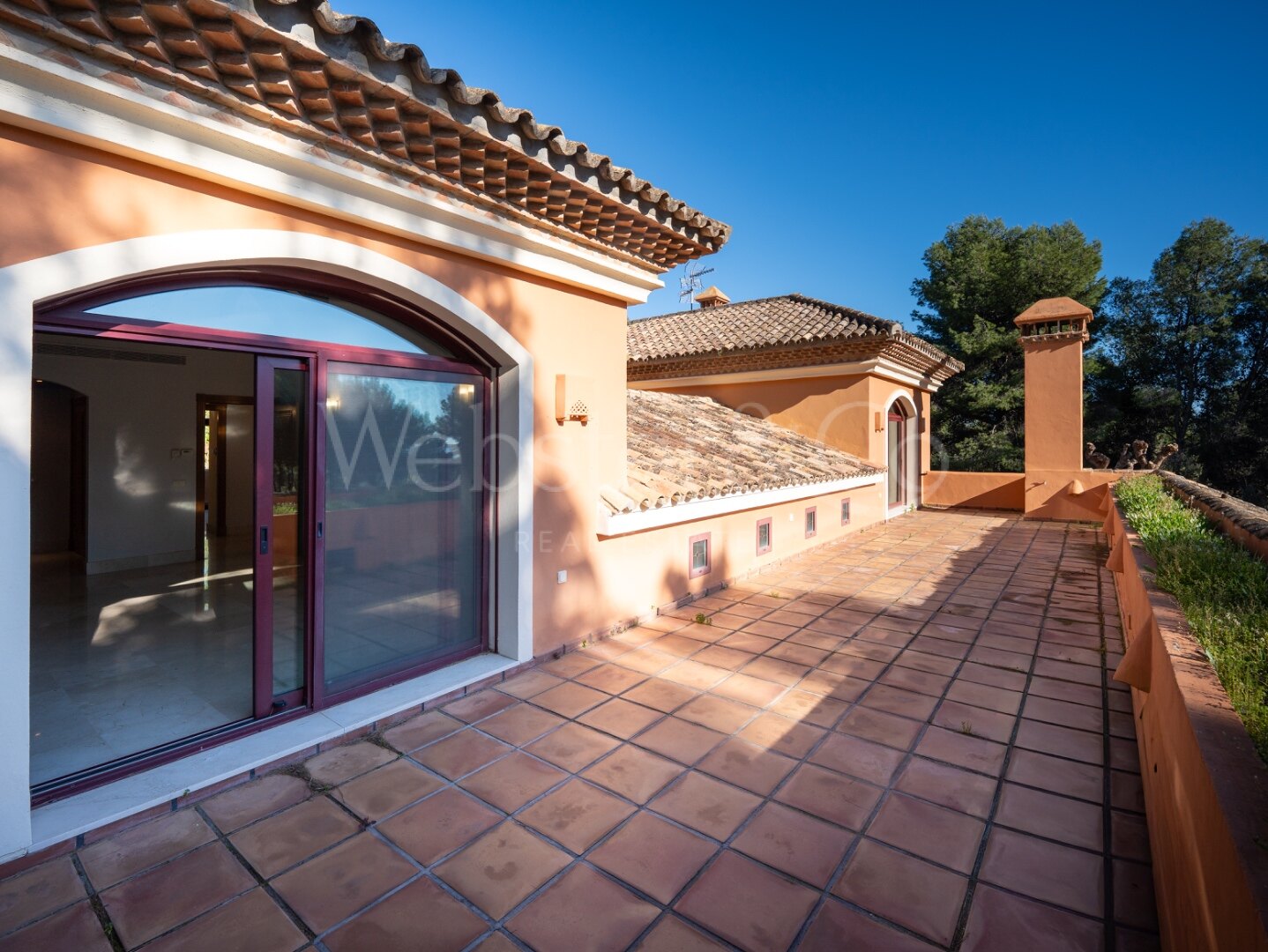 Villa Pinar Azul - Secluded Luxury, Altos Reales