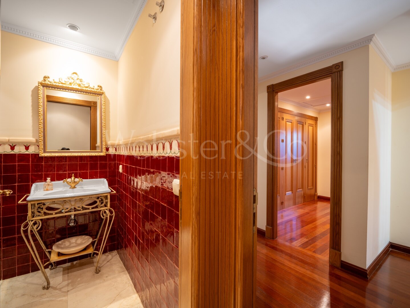 Villa Pinar Azul - Secluded Luxury, Altos Reales