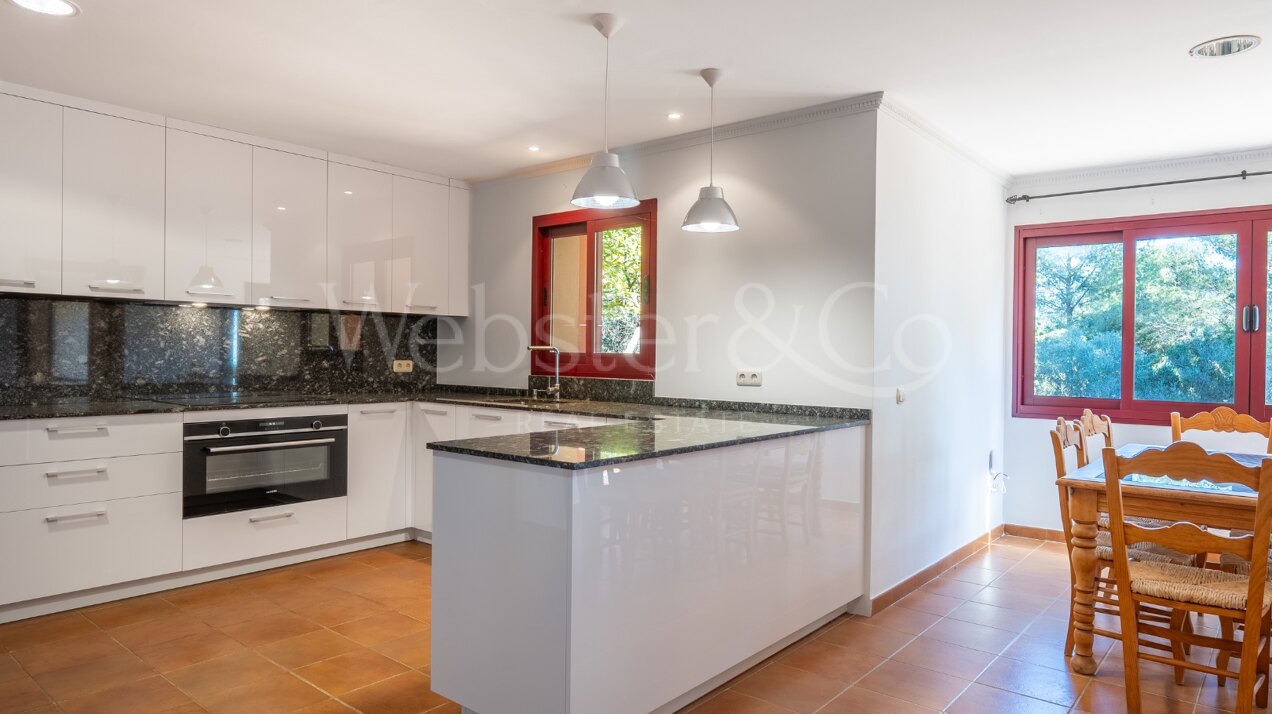 Villa Pinar Azul - Secluded Luxury, Altos Reales