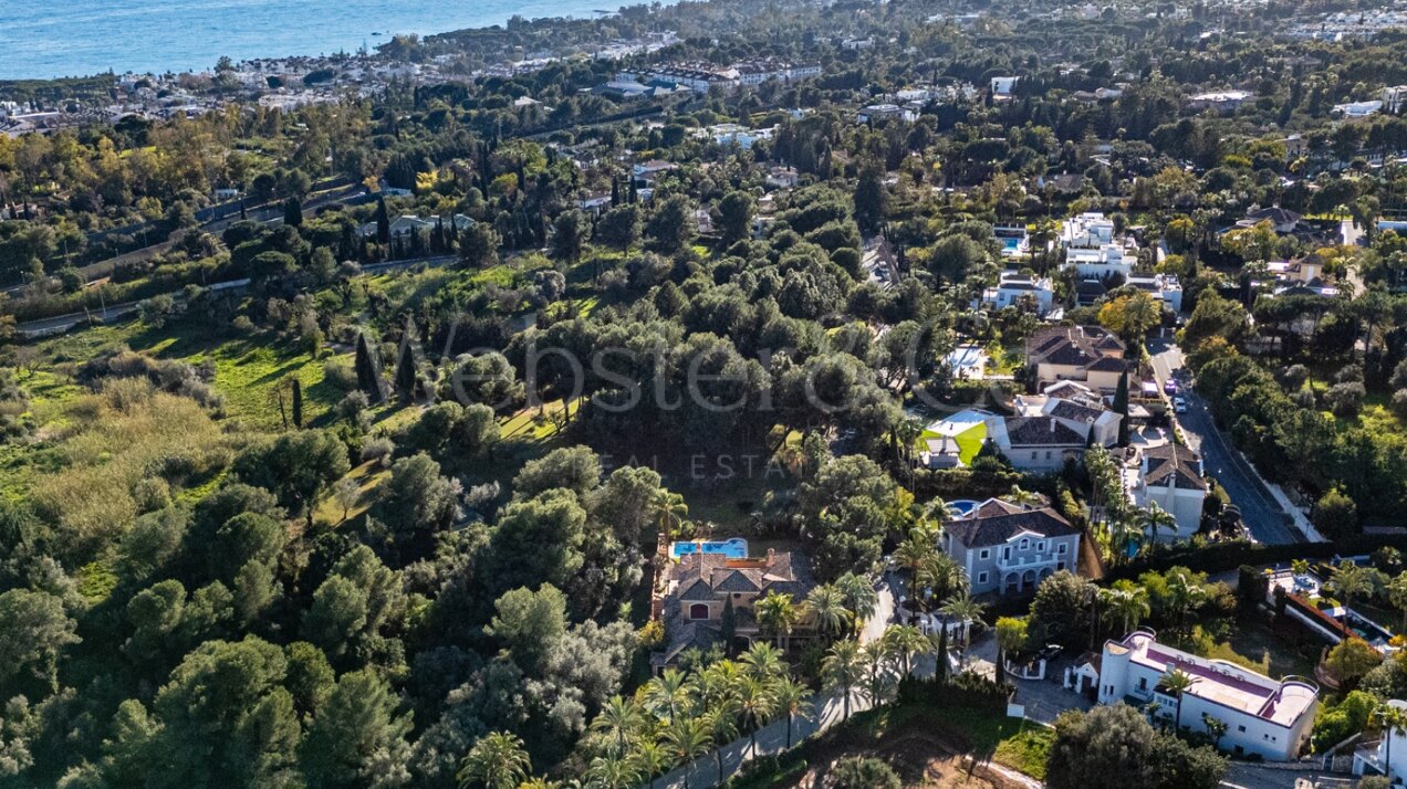 Villa Pinar Azul - Secluded Luxury, Altos Reales