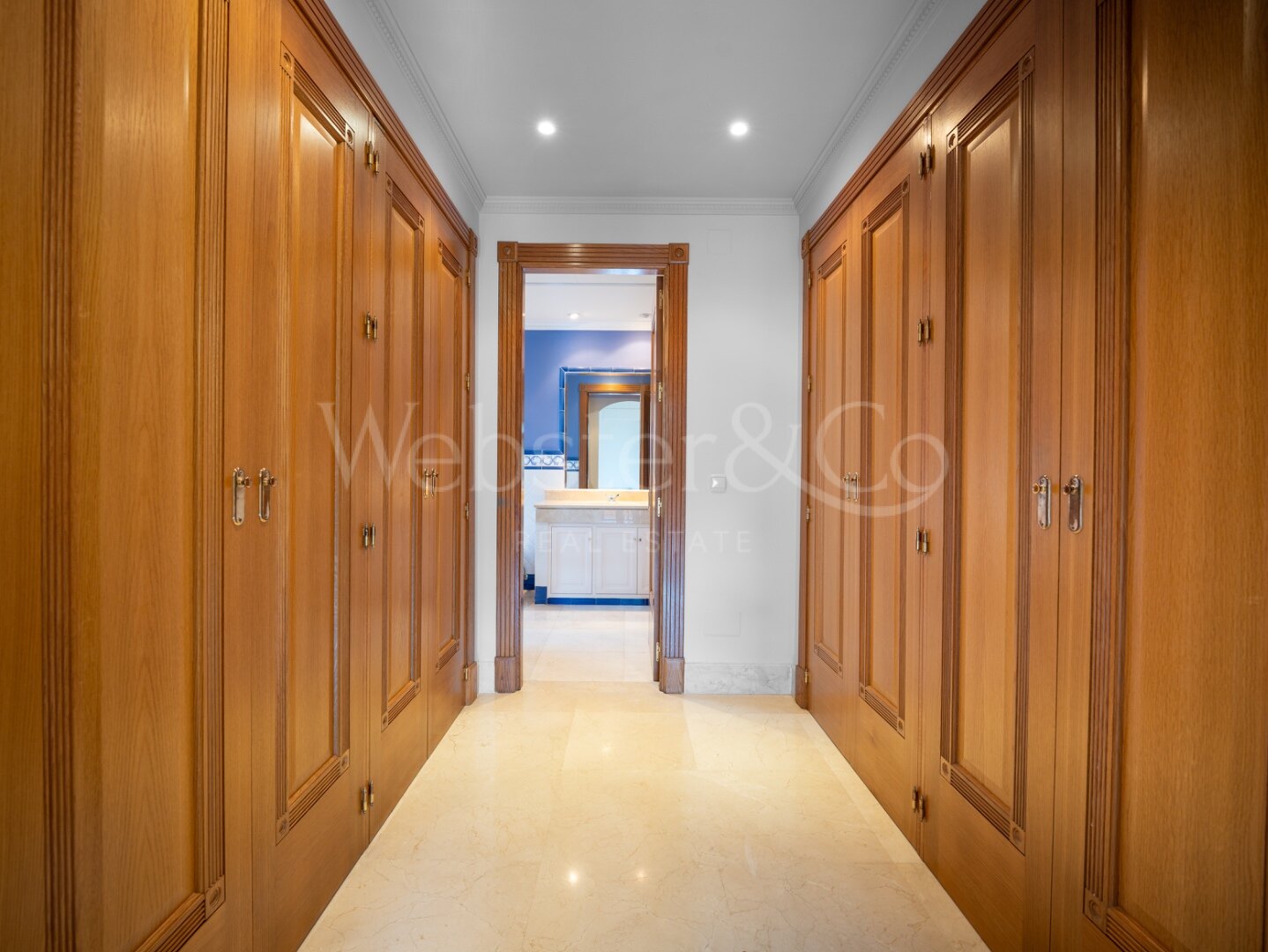 Villa Pinar Azul - Secluded Luxury, Altos Reales