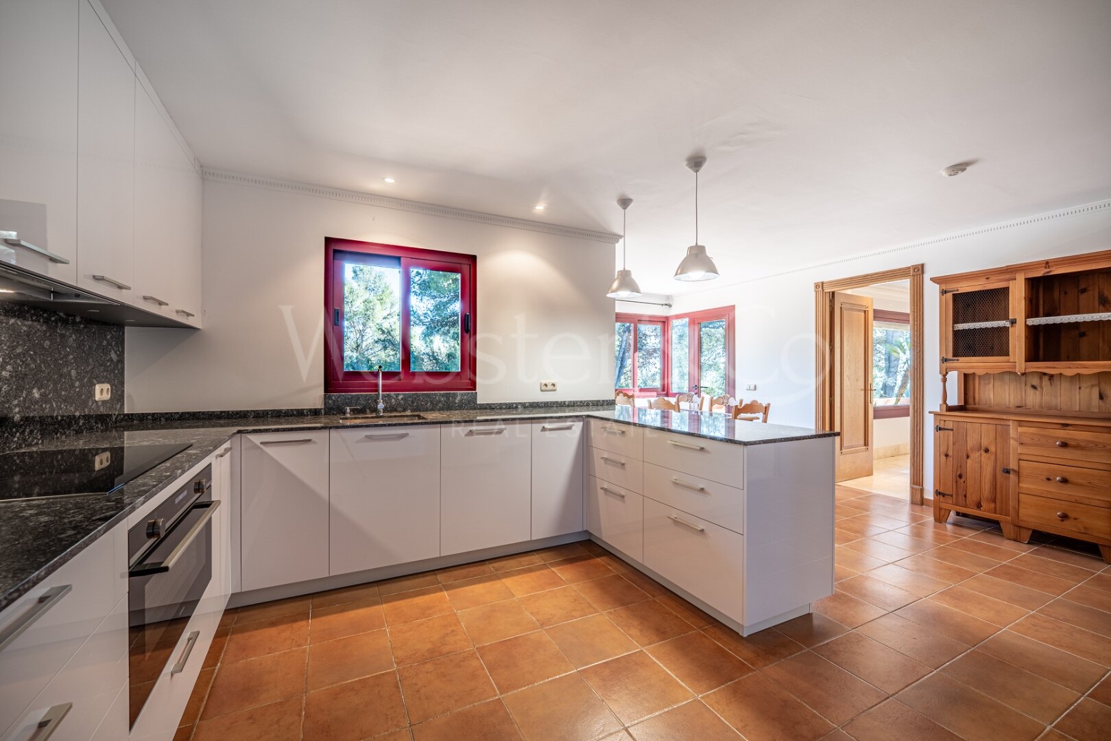 Villa Pinar Azul - Secluded Luxury, Altos Reales