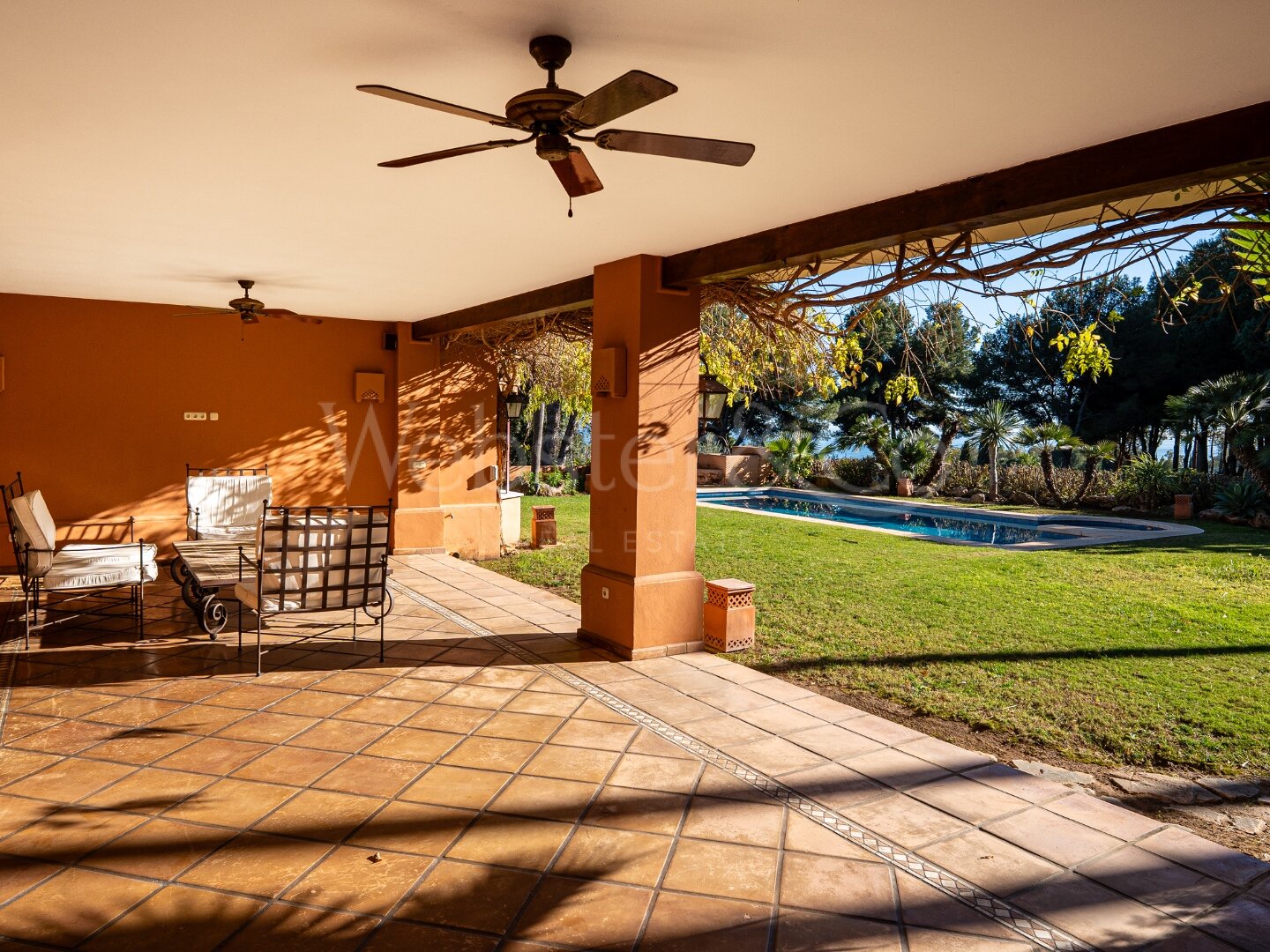 Villa Pinar Azul - Secluded Luxury, Altos Reales