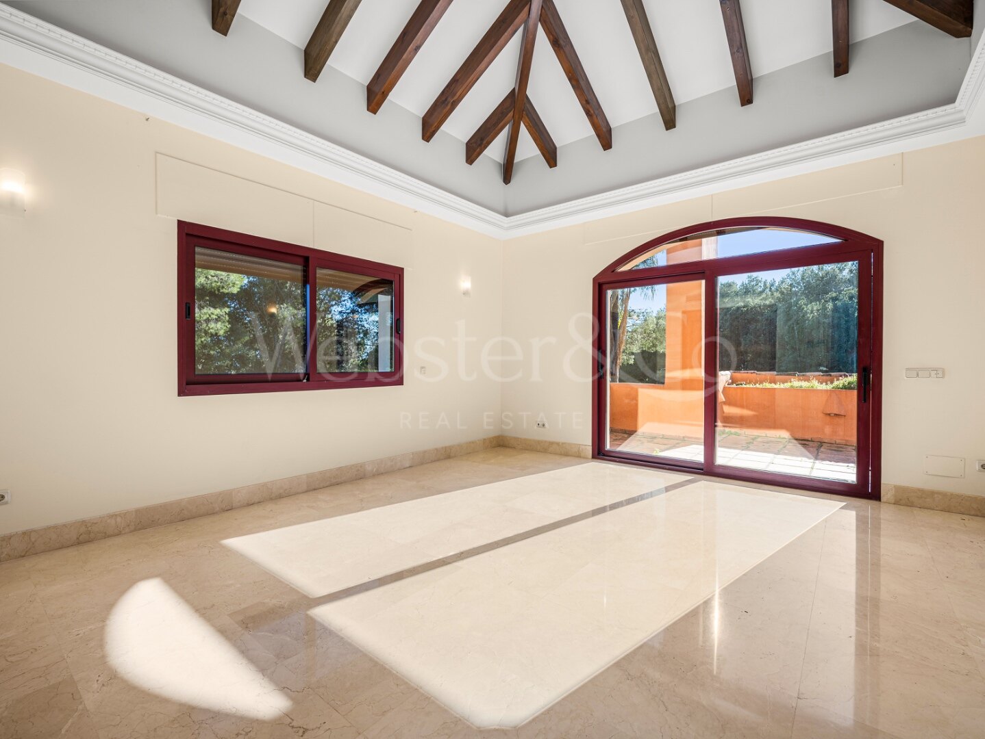 Villa Pinar Azul - Secluded Luxury, Altos Reales