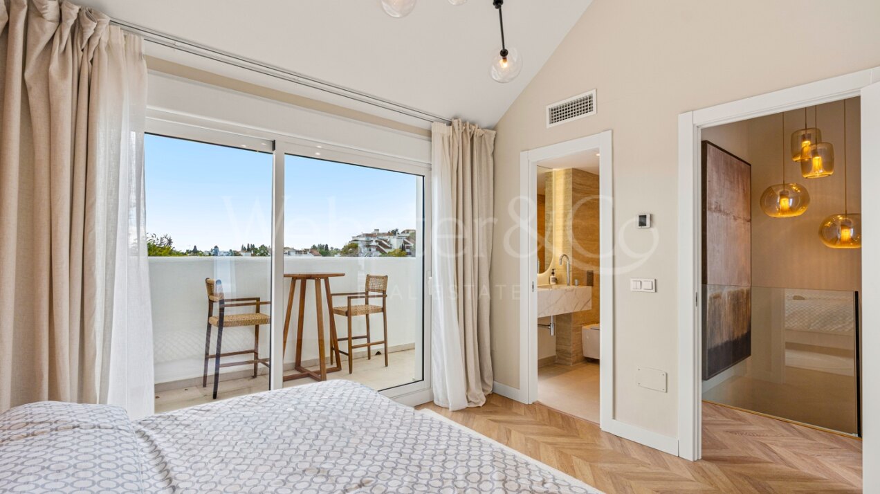 Casa Marisal - Luxury Townhouse in Marbella